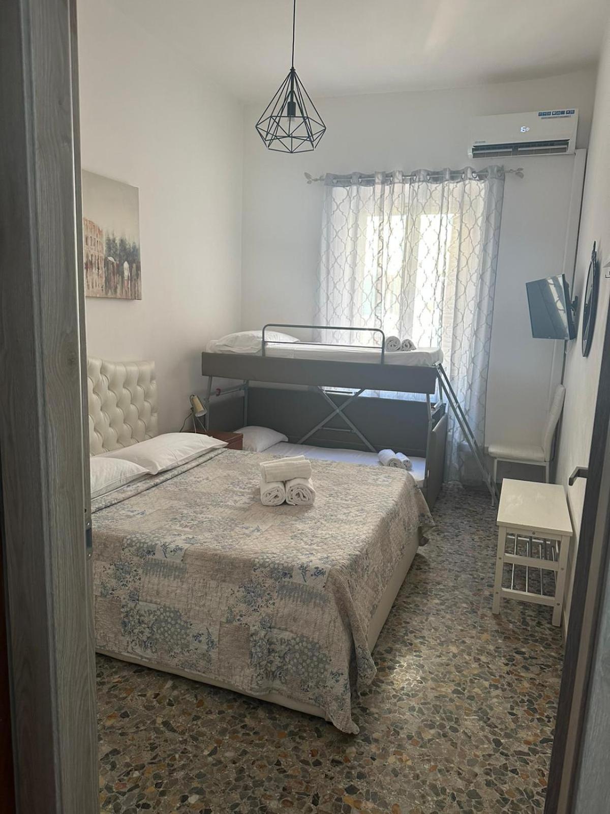 Alloggio Turistico Di Fuoco C Rom Exteriör bild